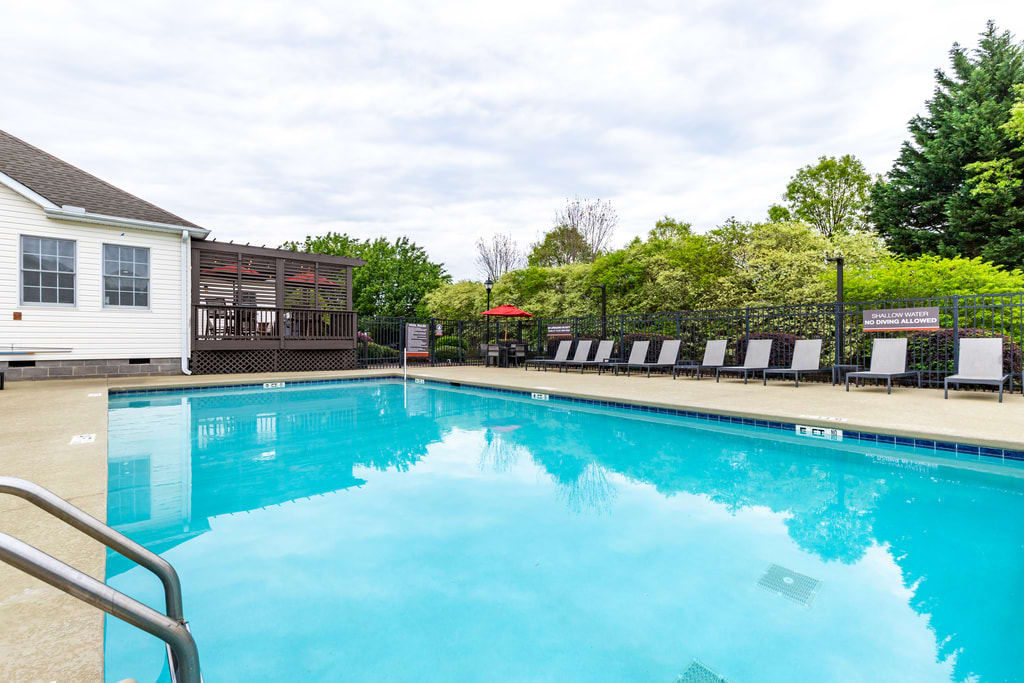 Modern Luxury Townhome Near Downtown Greenville – photo 1