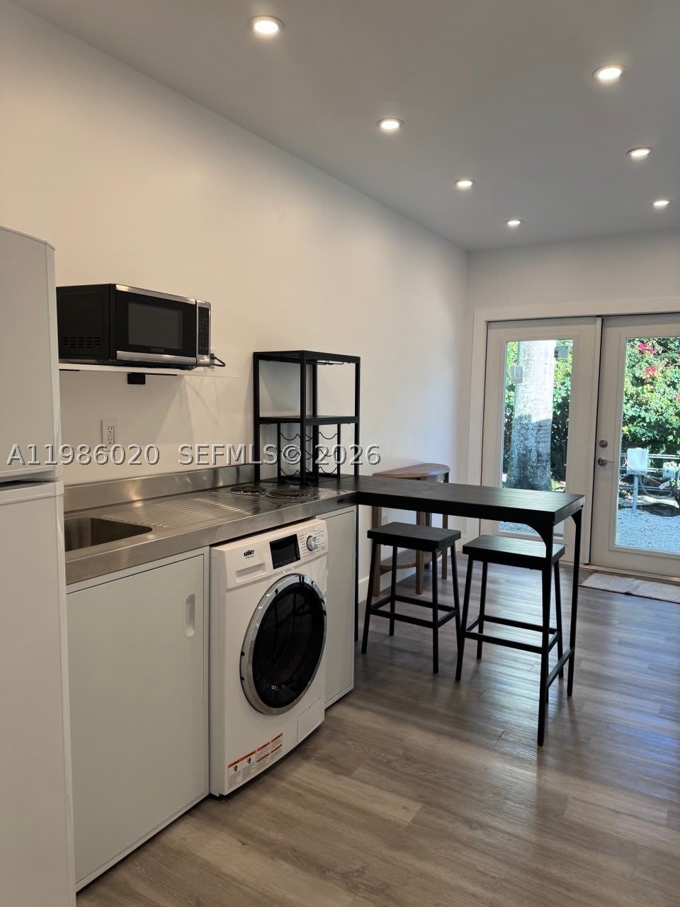 5800 SW 122nd Ave – photo 1 of 6