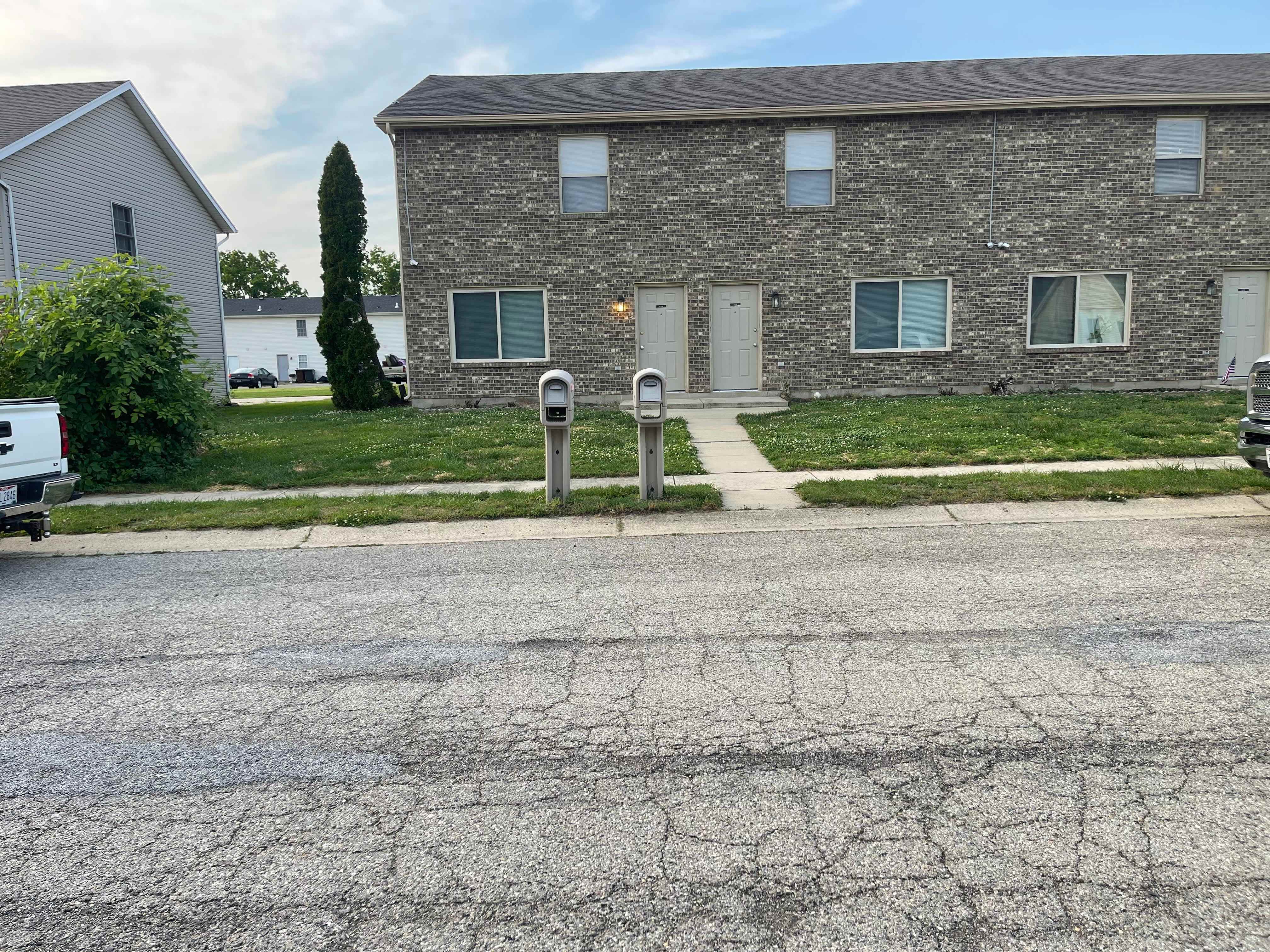 1016 Eleanor Ave – photo 1