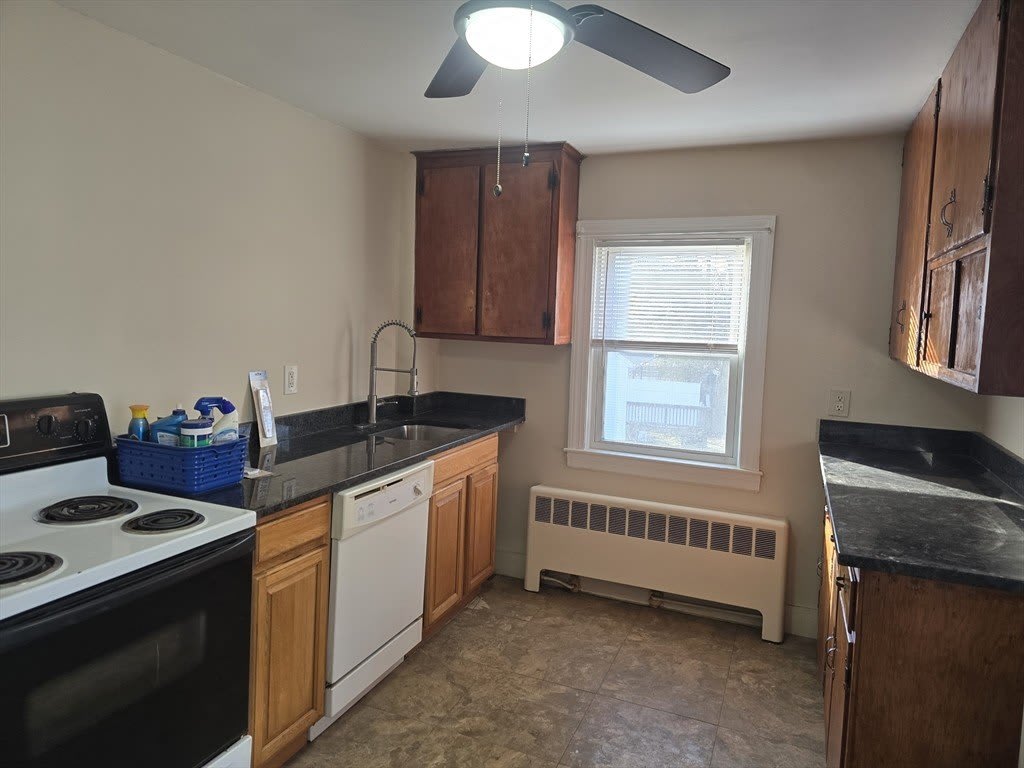 79 Wilson Ave – photo 1