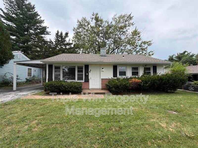 3133 Rex Ave – photo 1 of 25