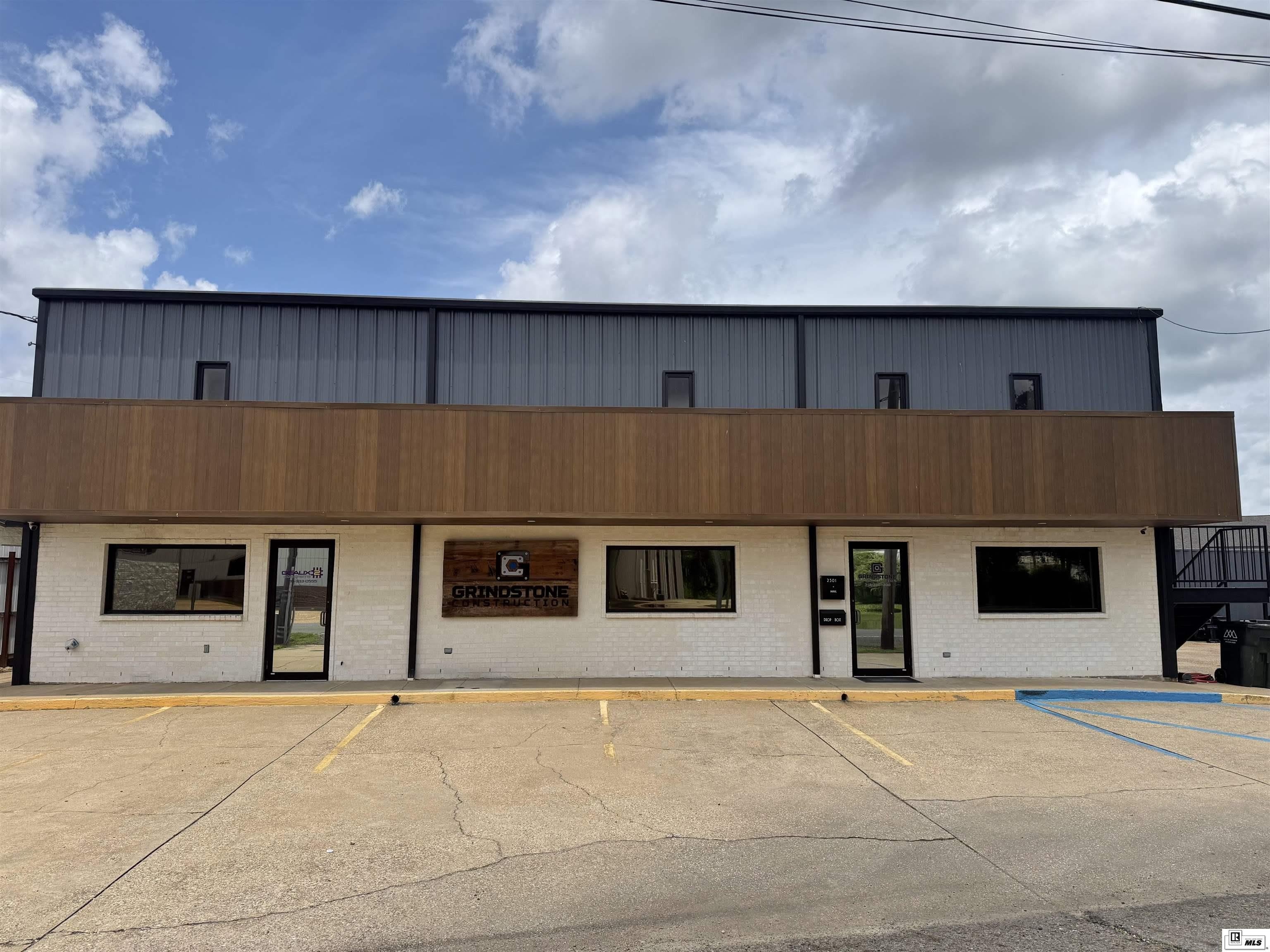 2501 Newcombe Street – photo 1
