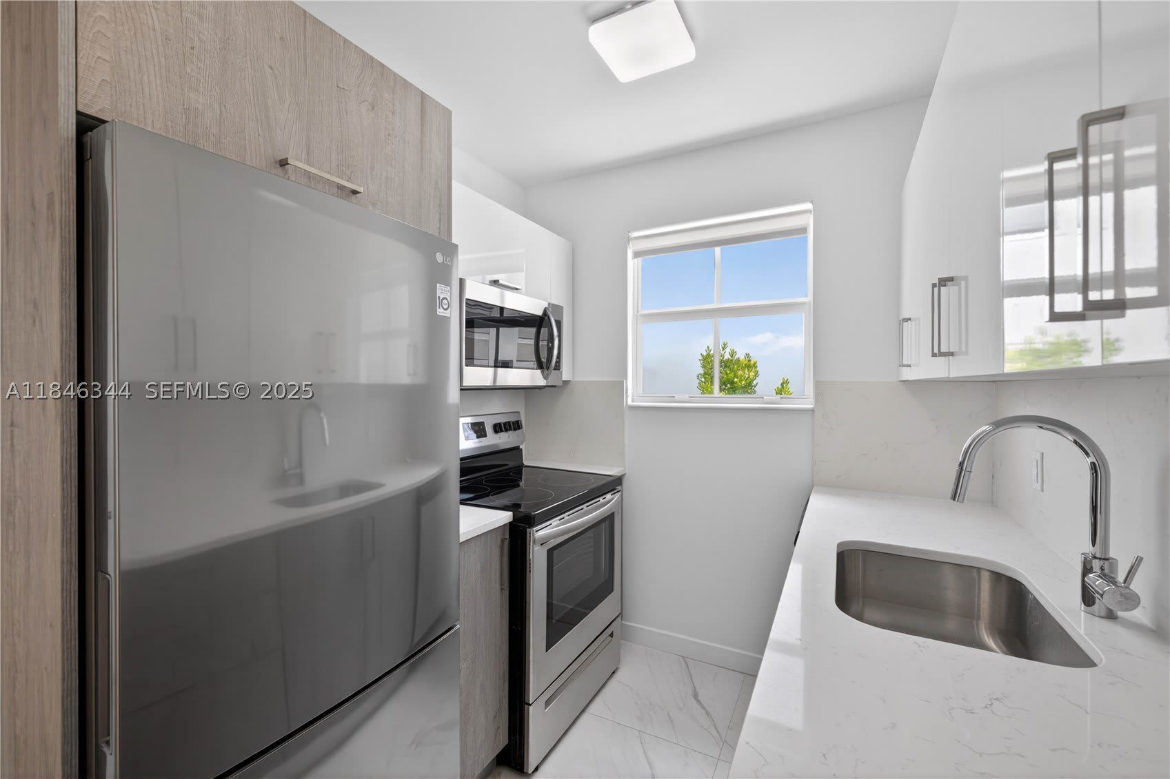 1552 Euclid Ave – photo 1