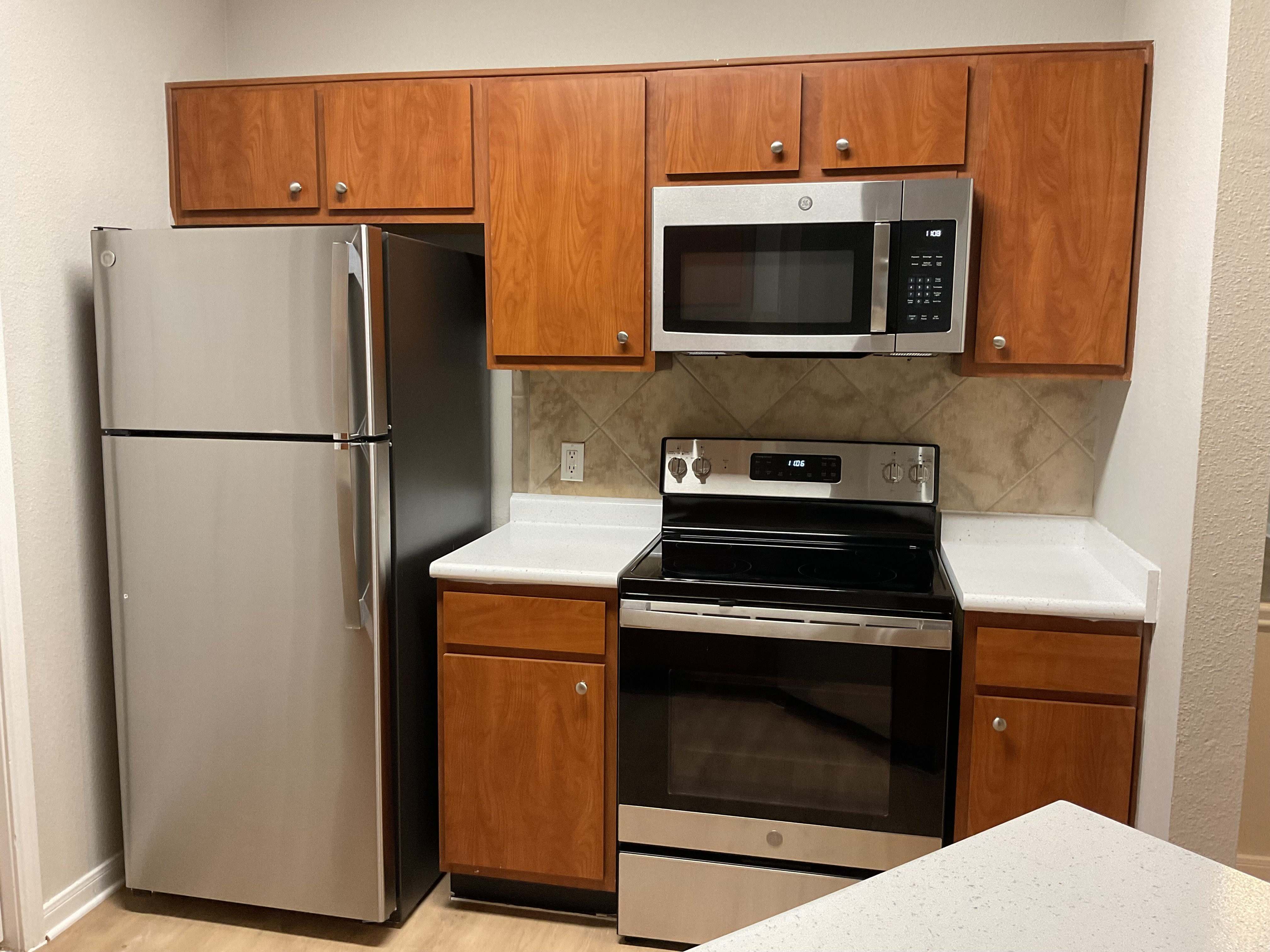 Mission Oaks Apartment Homes – photo 1