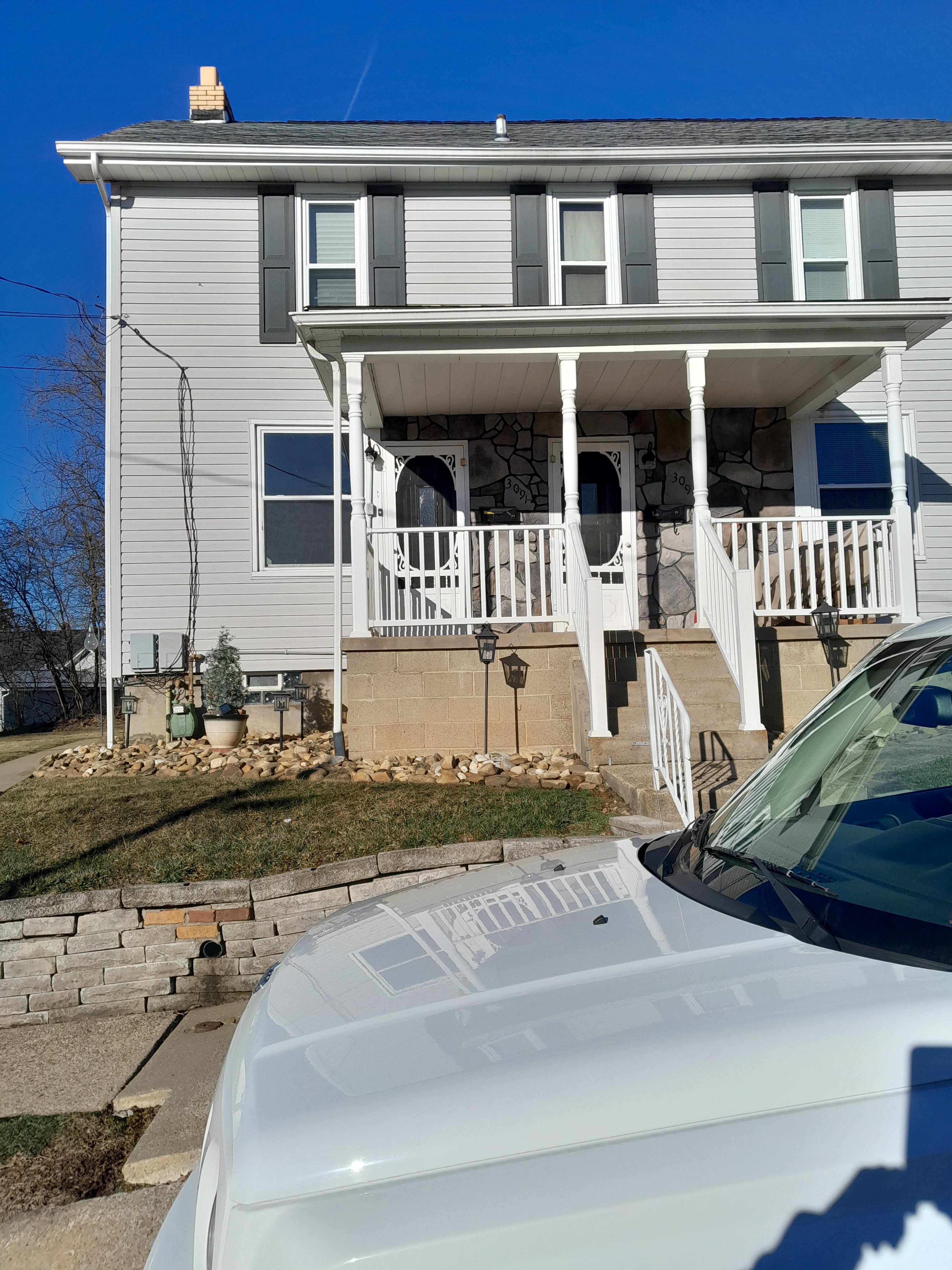 309 Anderson Avenue – photo 1 of 10