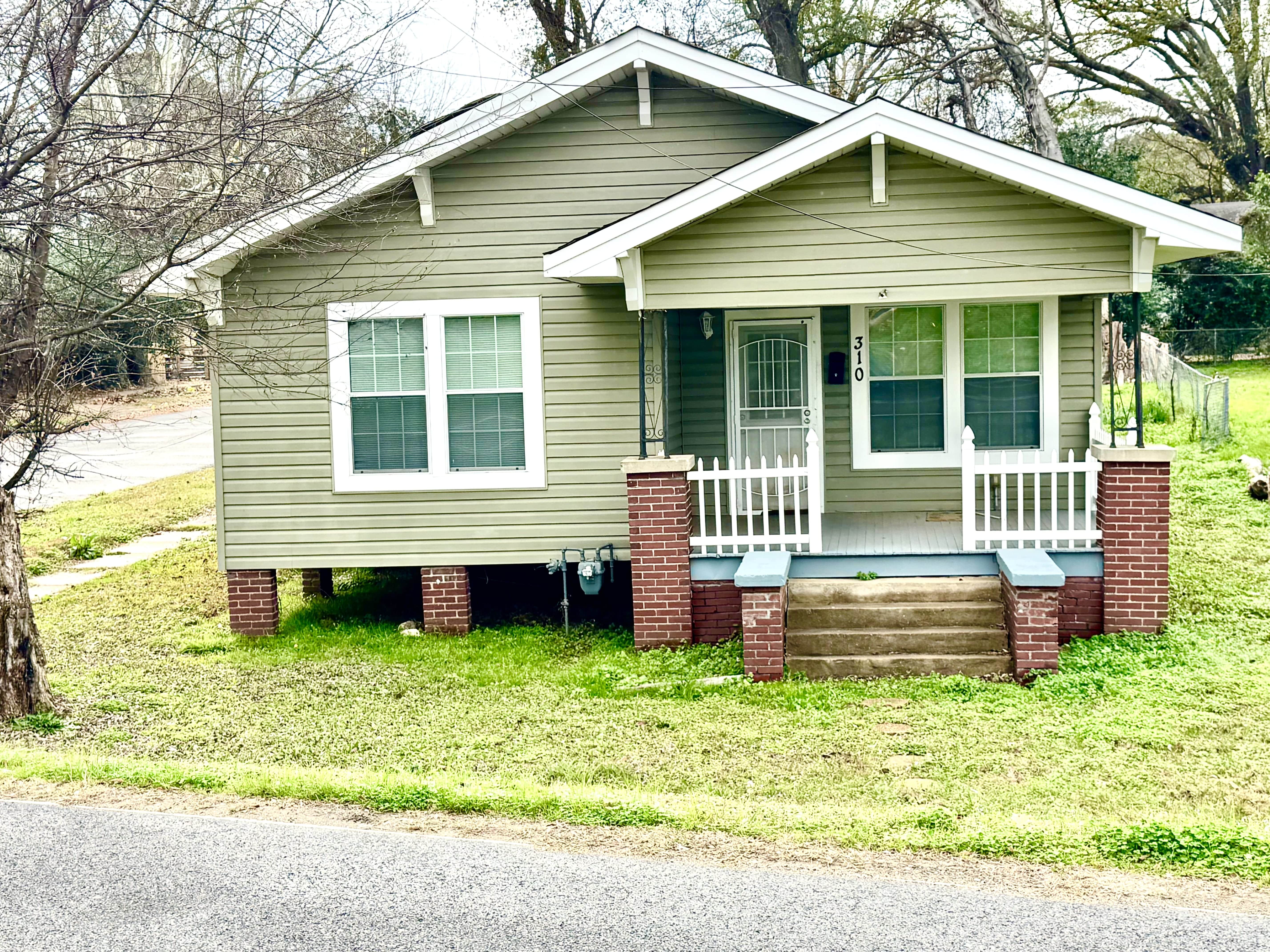 310 Riverfront Street – photo 1 of 33