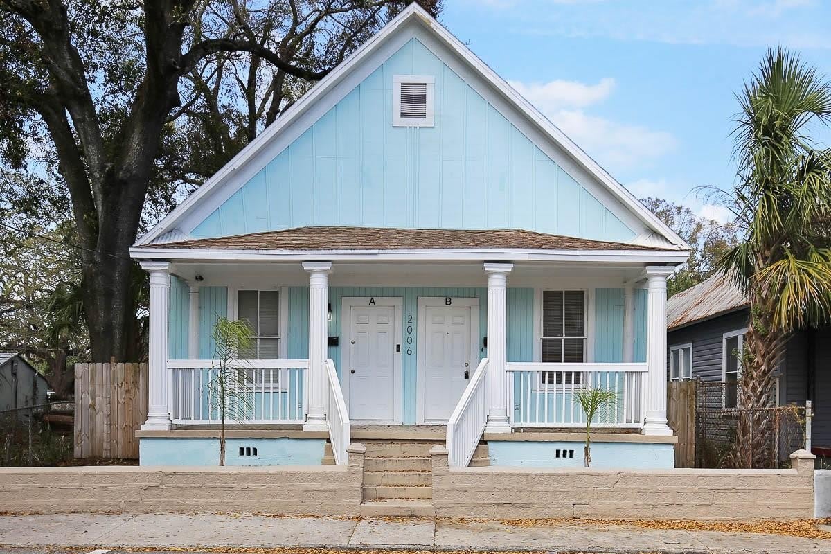 2006 E COLUMBUS Drive – photo 1