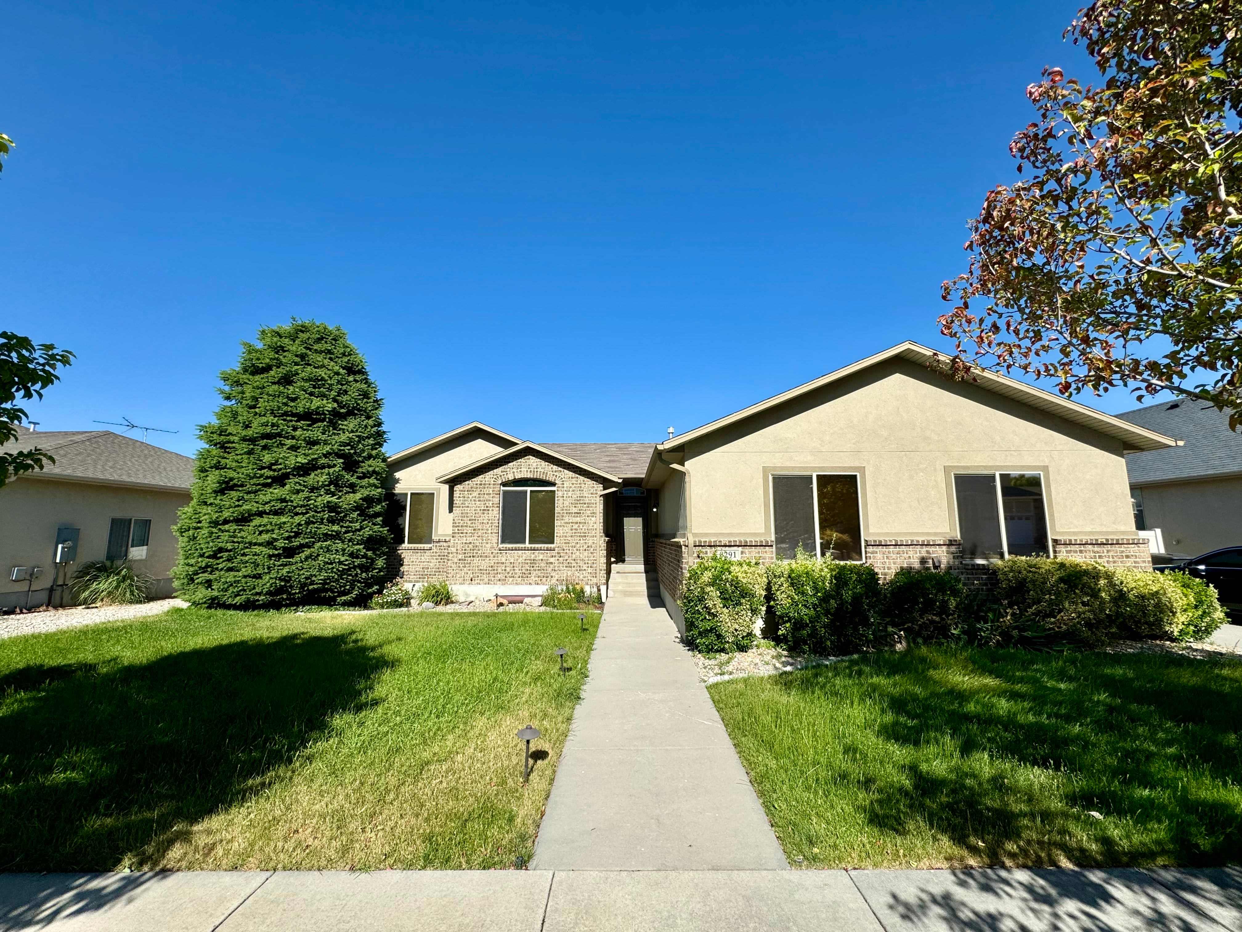 8291 Water Oak Drive – photo 1