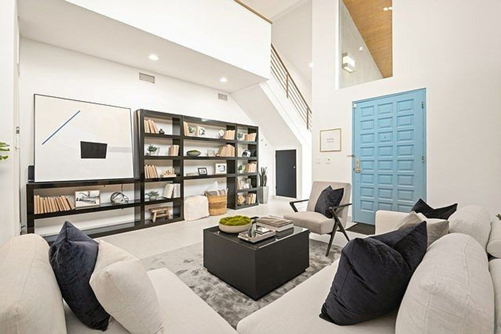 Stunning 5-Bedroom Home for Lease in the Heart of Studio City – photo 1