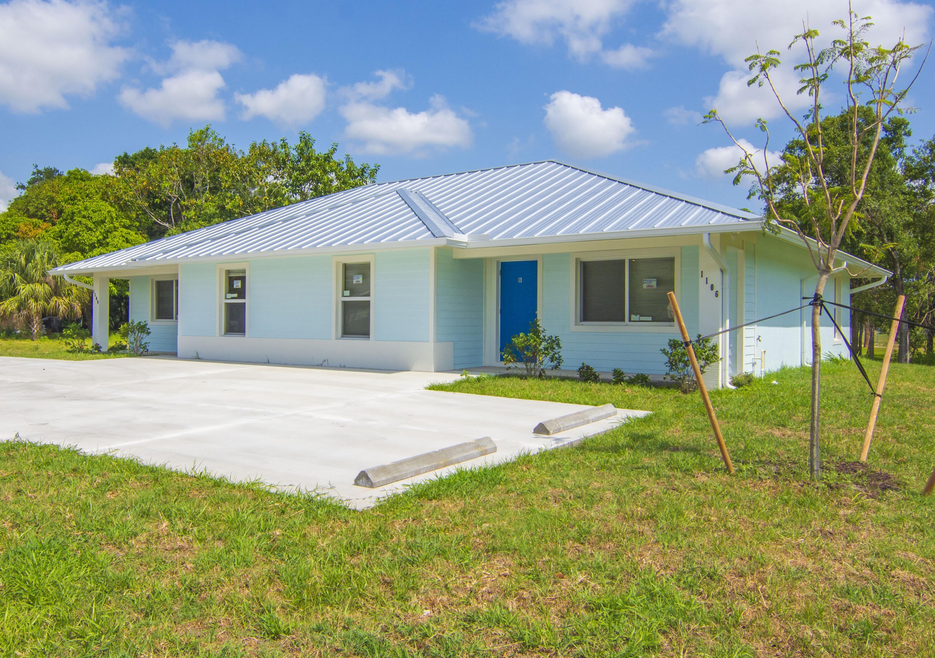 1405 Avenue G – photo 1
