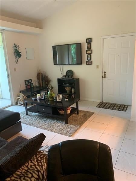 701 Lyons Road – photo 1