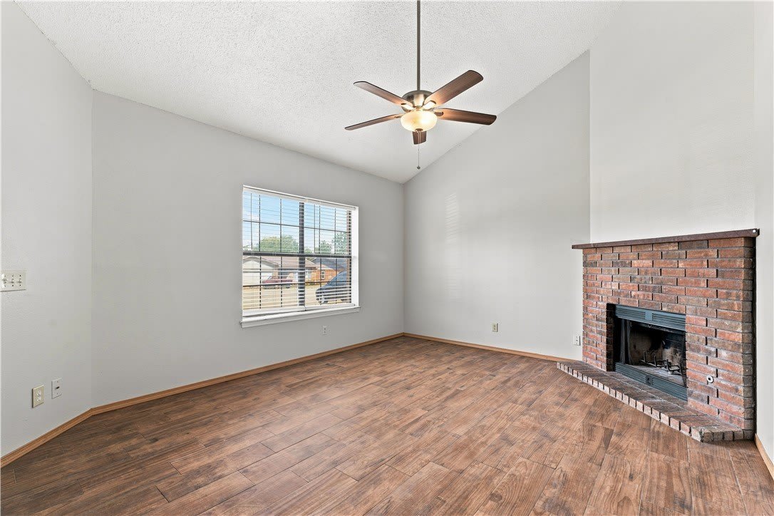 1121 S 26Th Street – photo 1 of 379