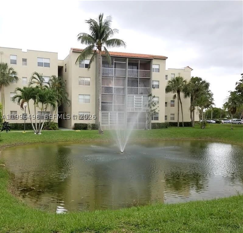 1810 SW 81st Ave – photo 1 of 14