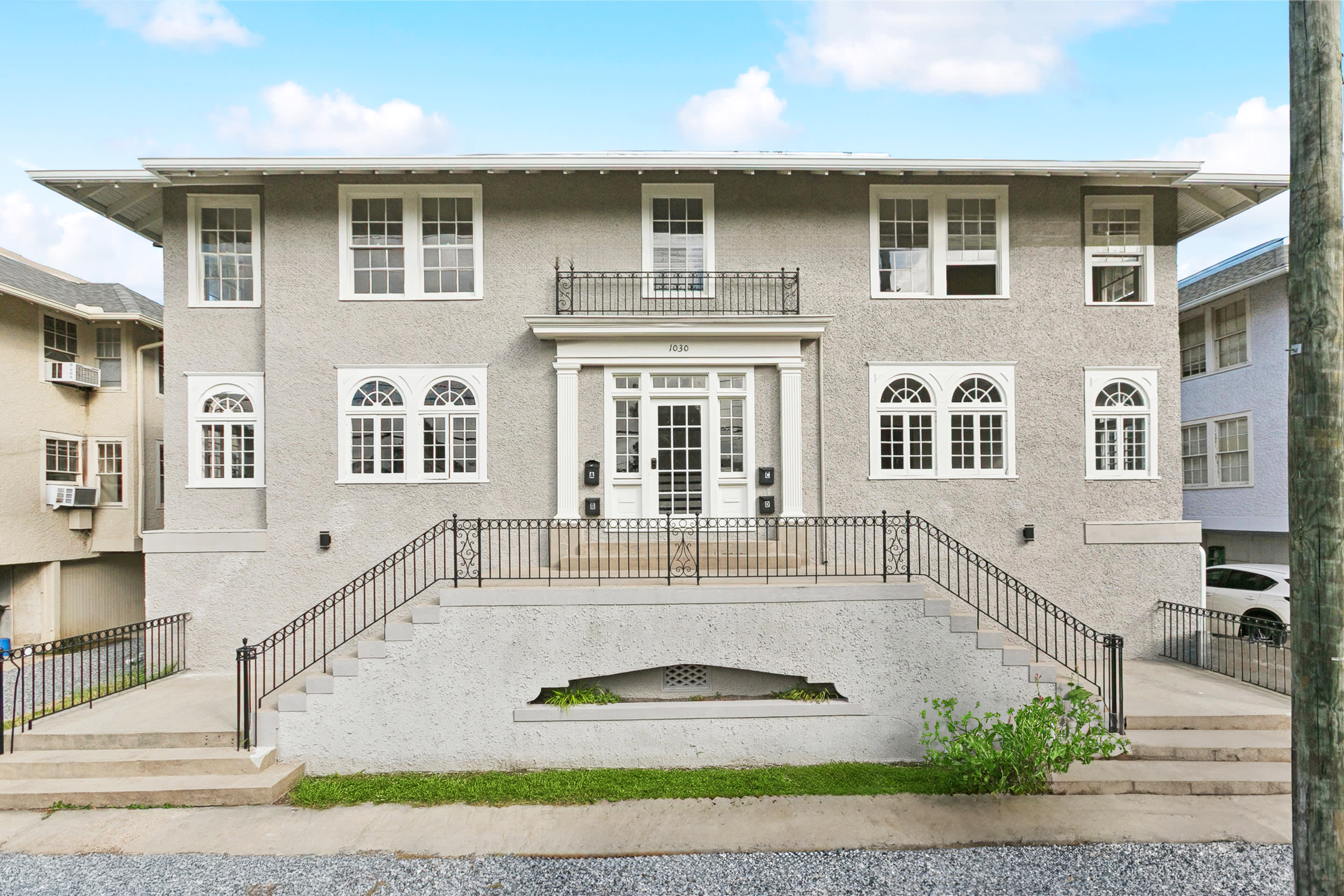 1030 Short St – photo 1