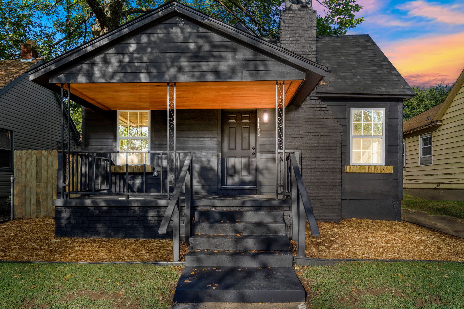 Stunning 2 Bedroom 2 Bath in the heart of Tulsa! – photo 1