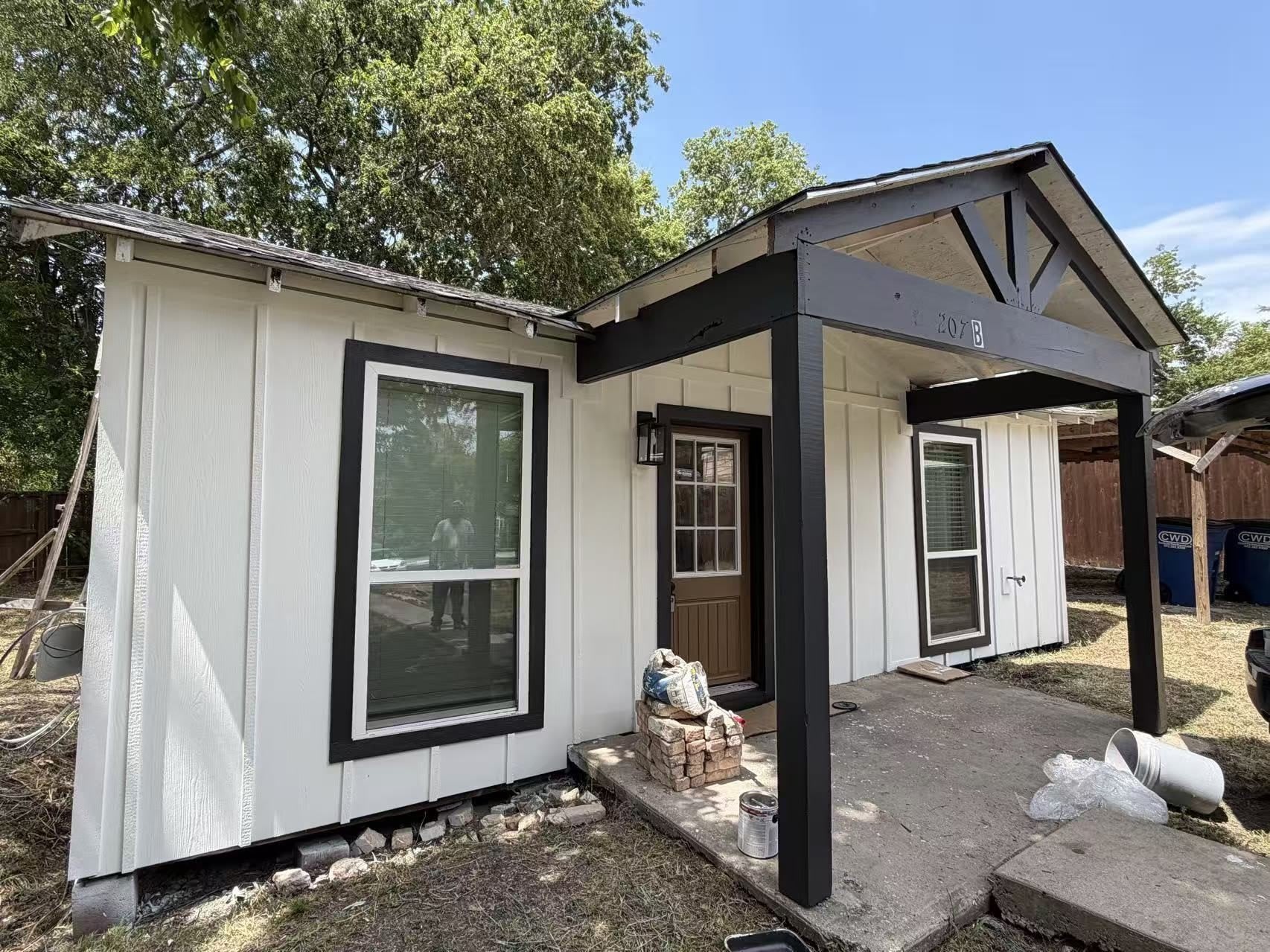 207 Austin Street – photo 1 of 8