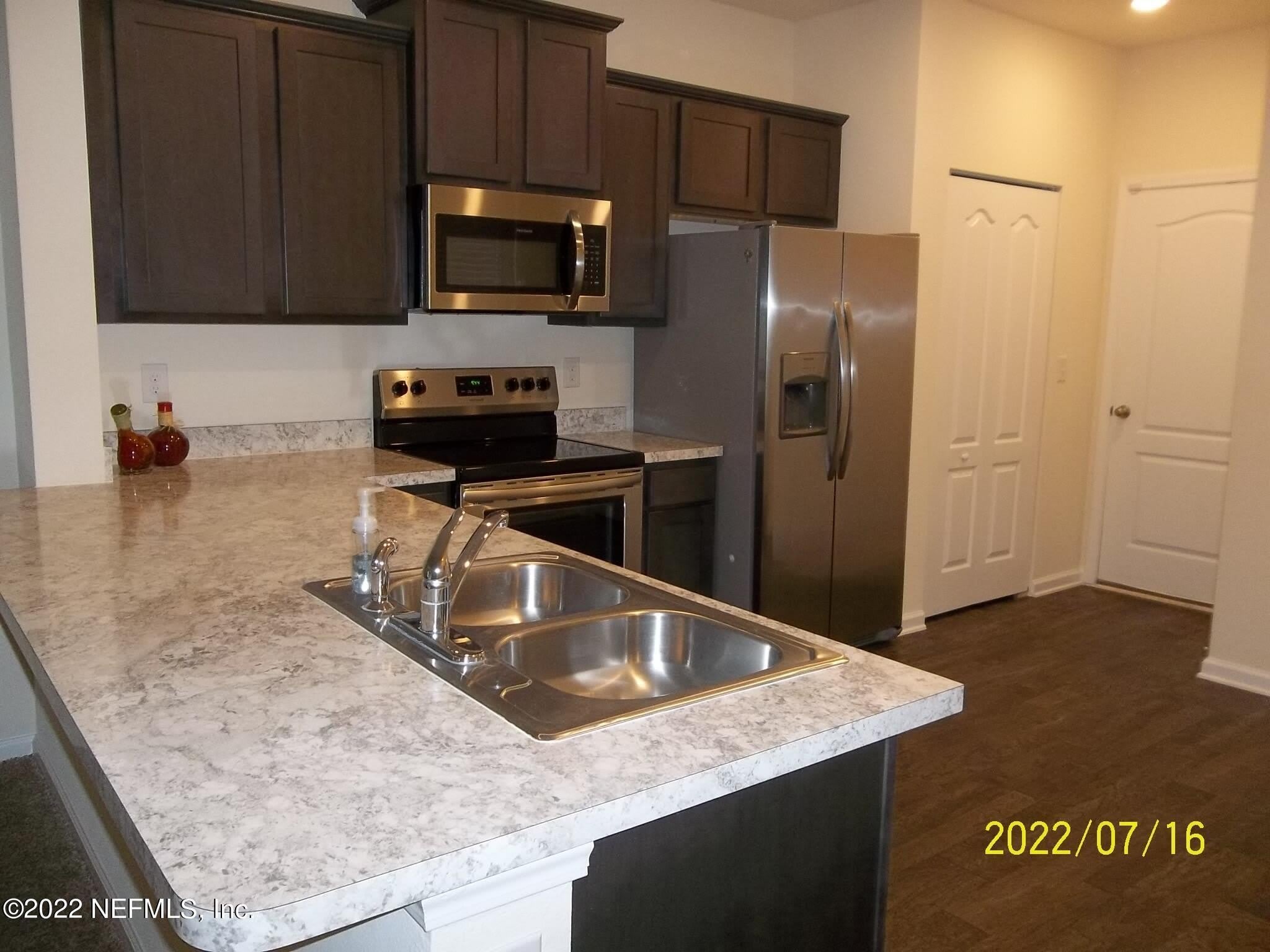 8073 ECHO SPRINGS Road – photo 1