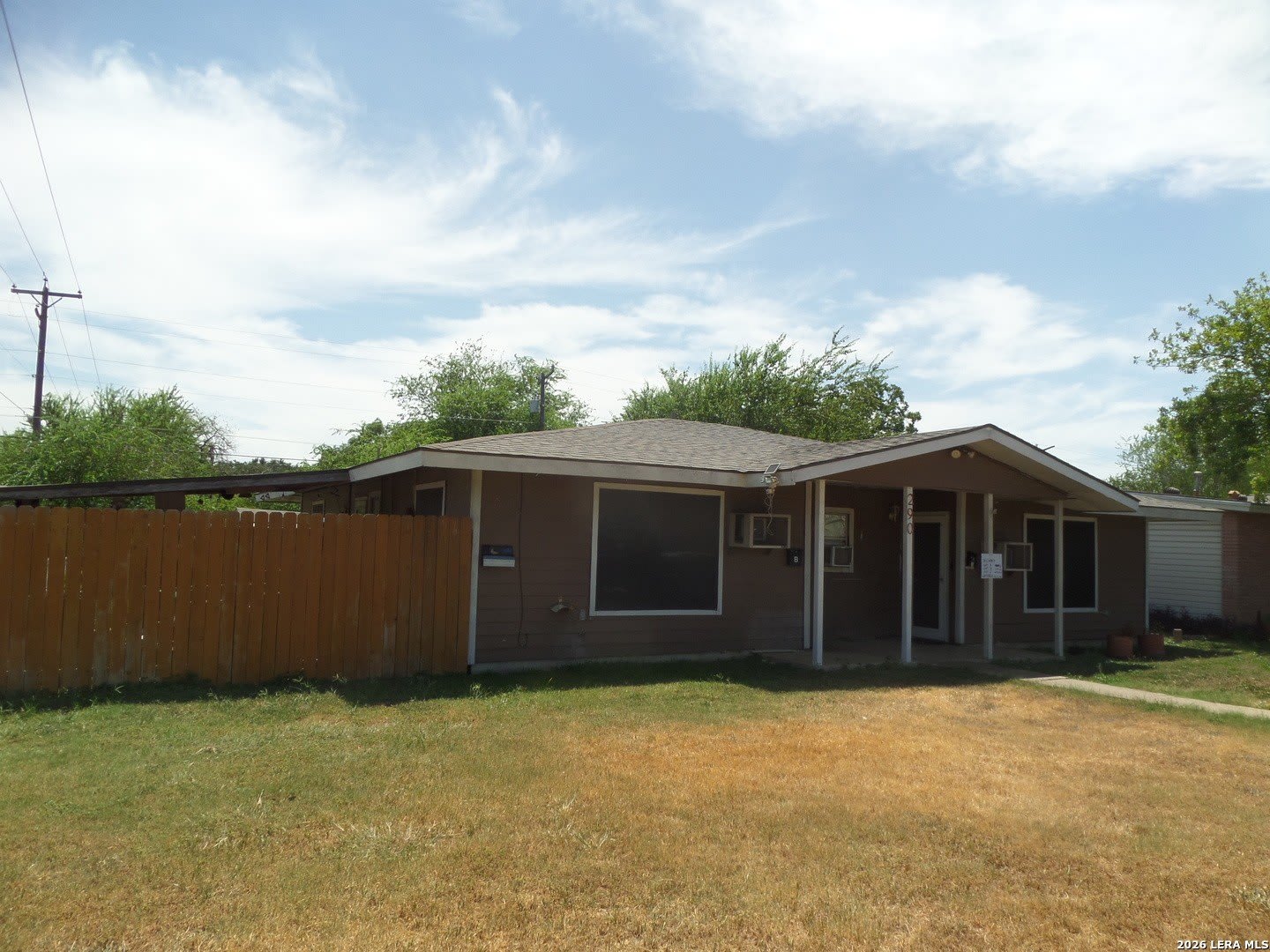 290 Harcourt Ave. – photo 1