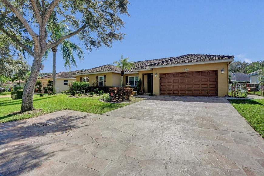 4142 NW 58TH Dr. – photo 1