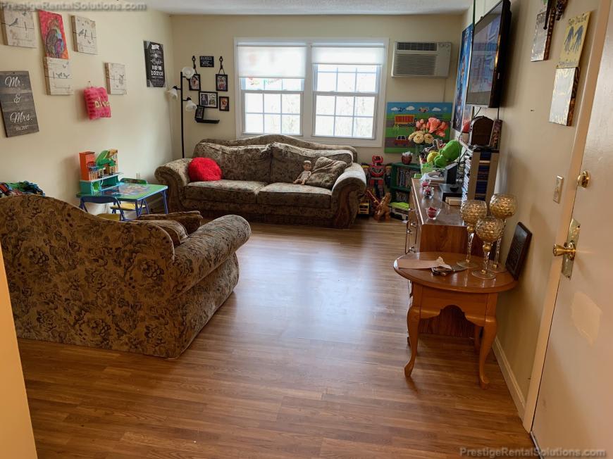 39 Dinan Dr. – photo 1 of 10