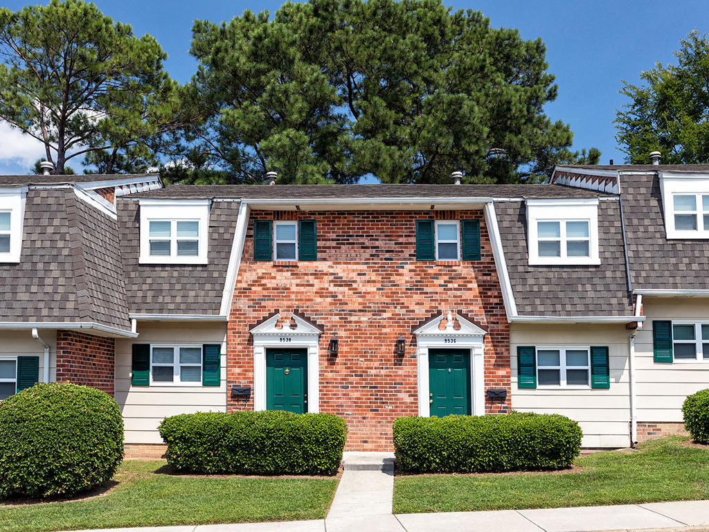 Chelsea Square Apartments – photo 1 of 228