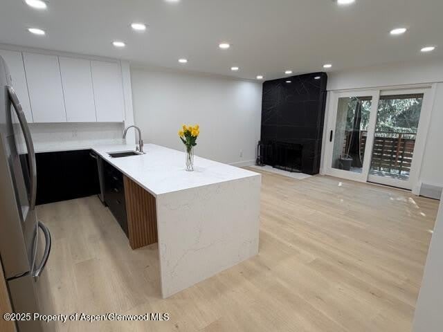 910 W Hallam Street – photo 1 of 28