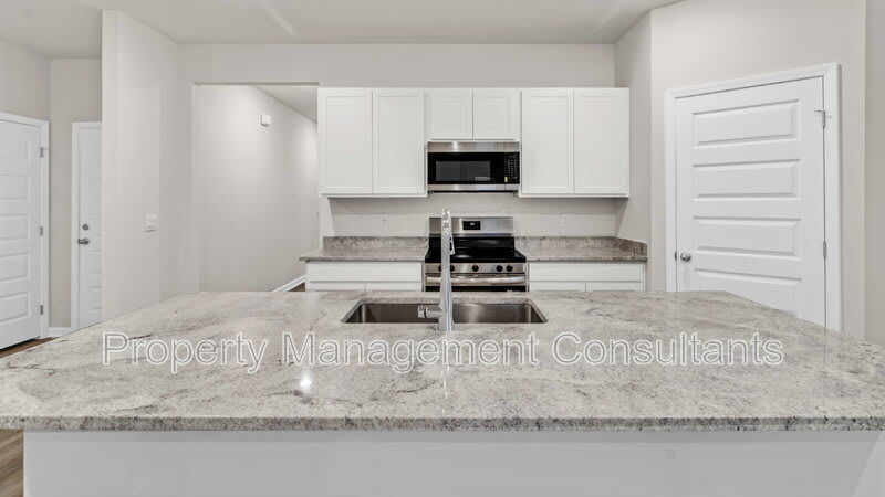 319 Murphy Ln – photo 1 of 35