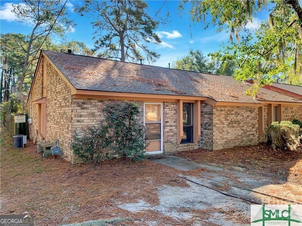 422 Edgewater Road – photo 1