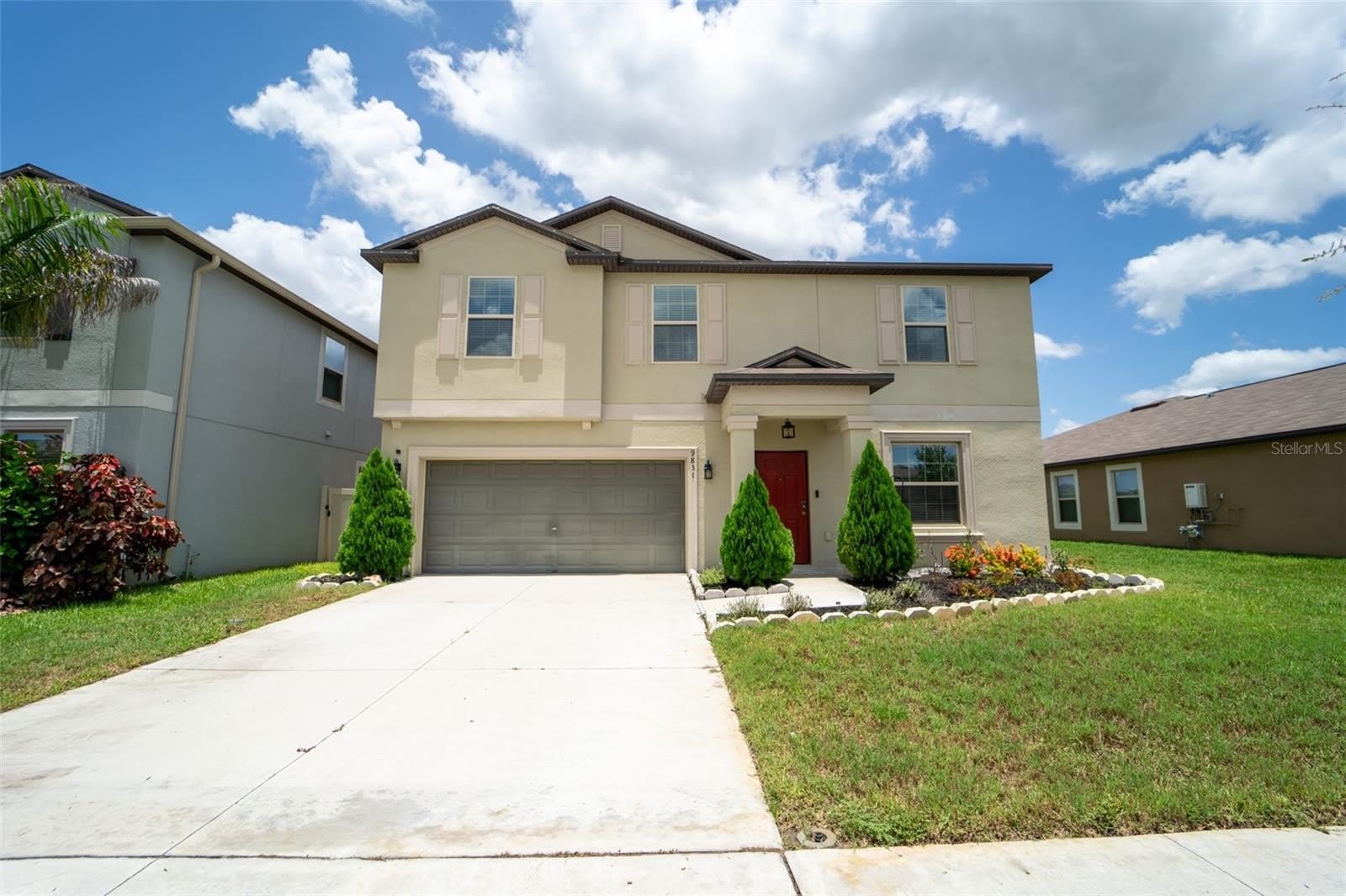 9831 LEMON DROP Loop – photo 1 of 44
