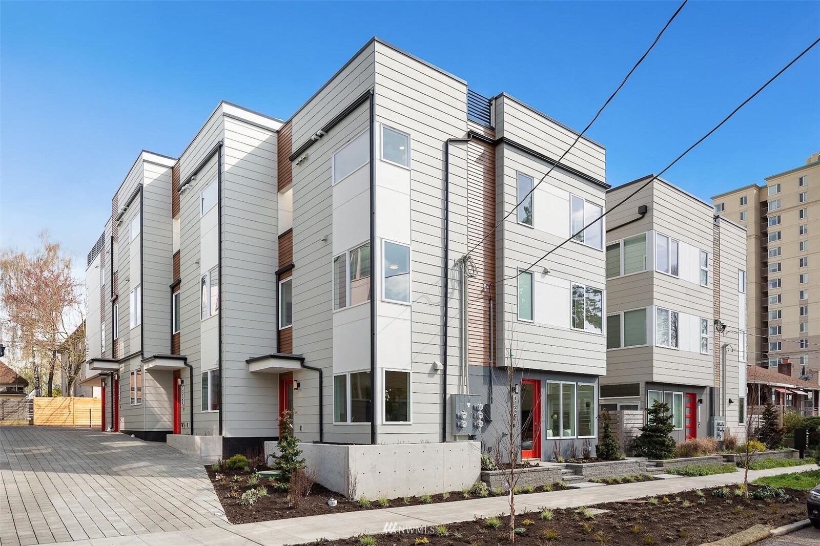 1524 13th Avenue South – photo 1