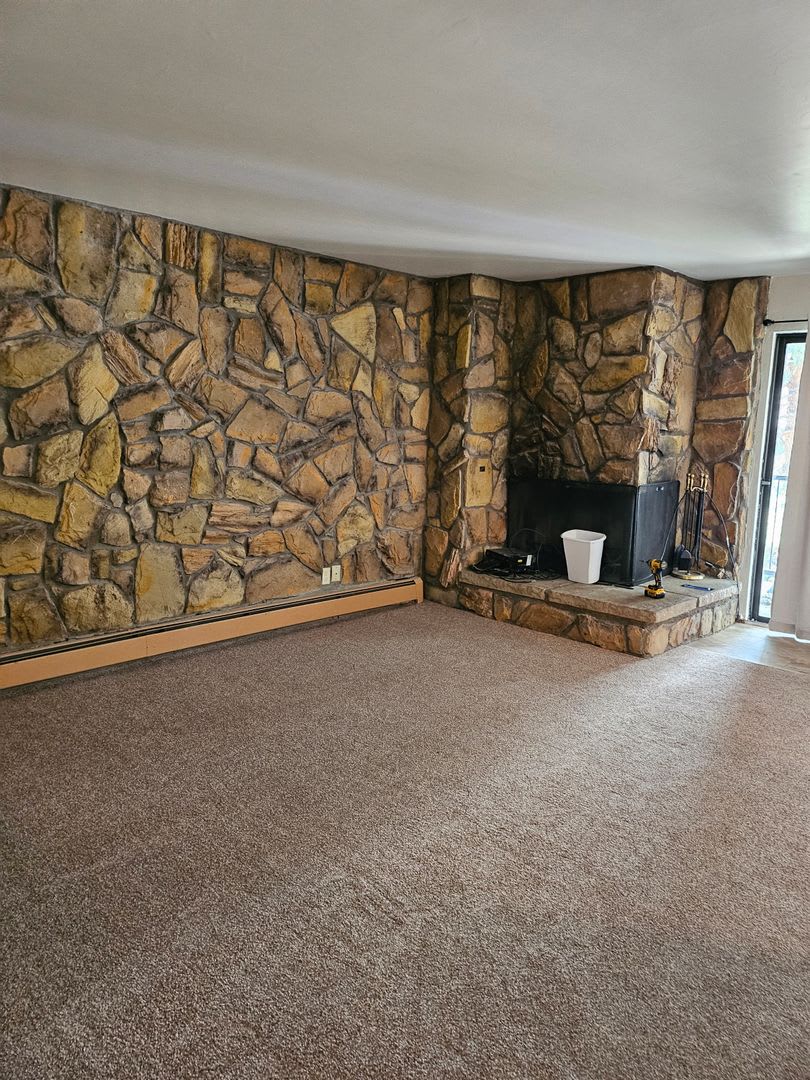 Lake Cliffe Condo – photo 1 of 9