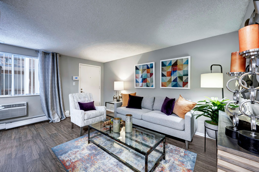 Ten 30 and 49 Apartments – photo 1 of 22
