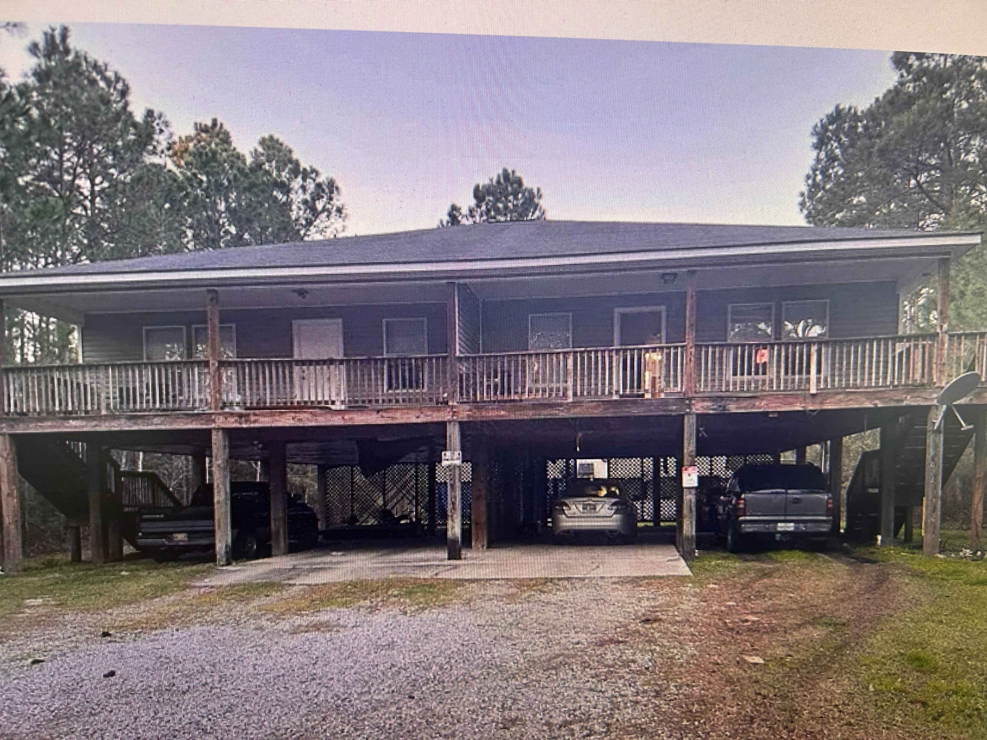 6020 E Jackson St – photo 1 of 7