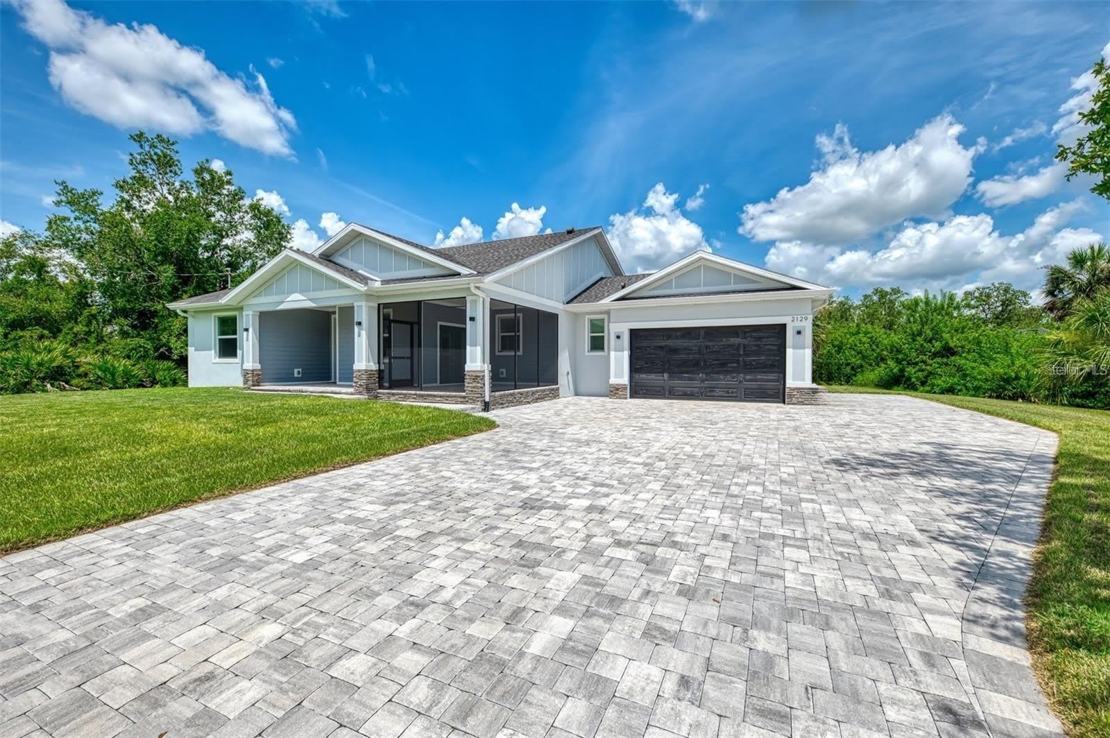 2129 LORRAINE Drive – photo 1