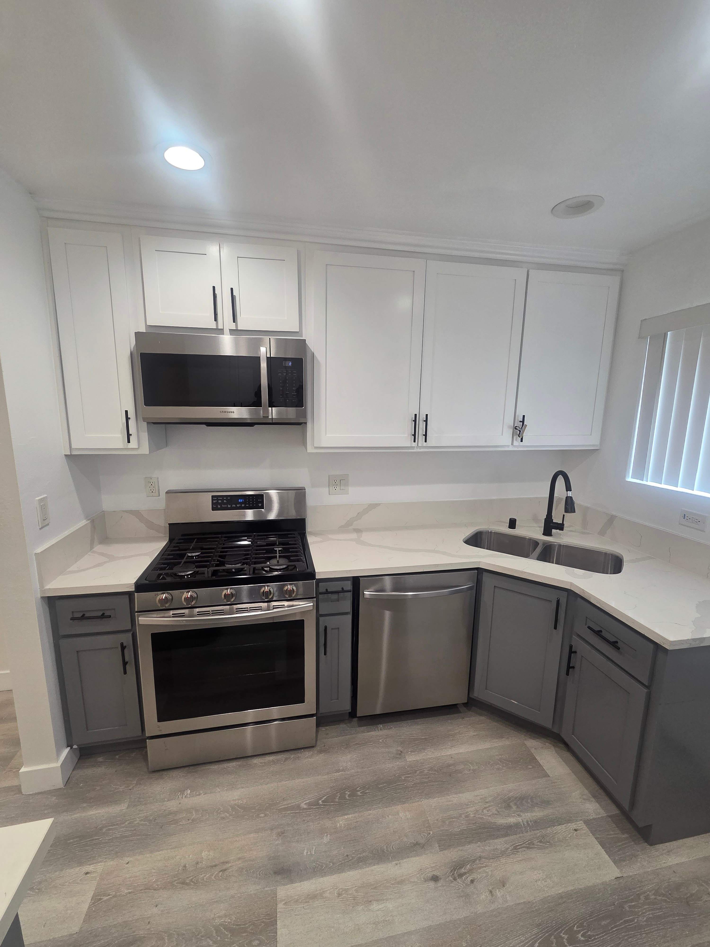 8822 Ramsgate Ave – photo 1