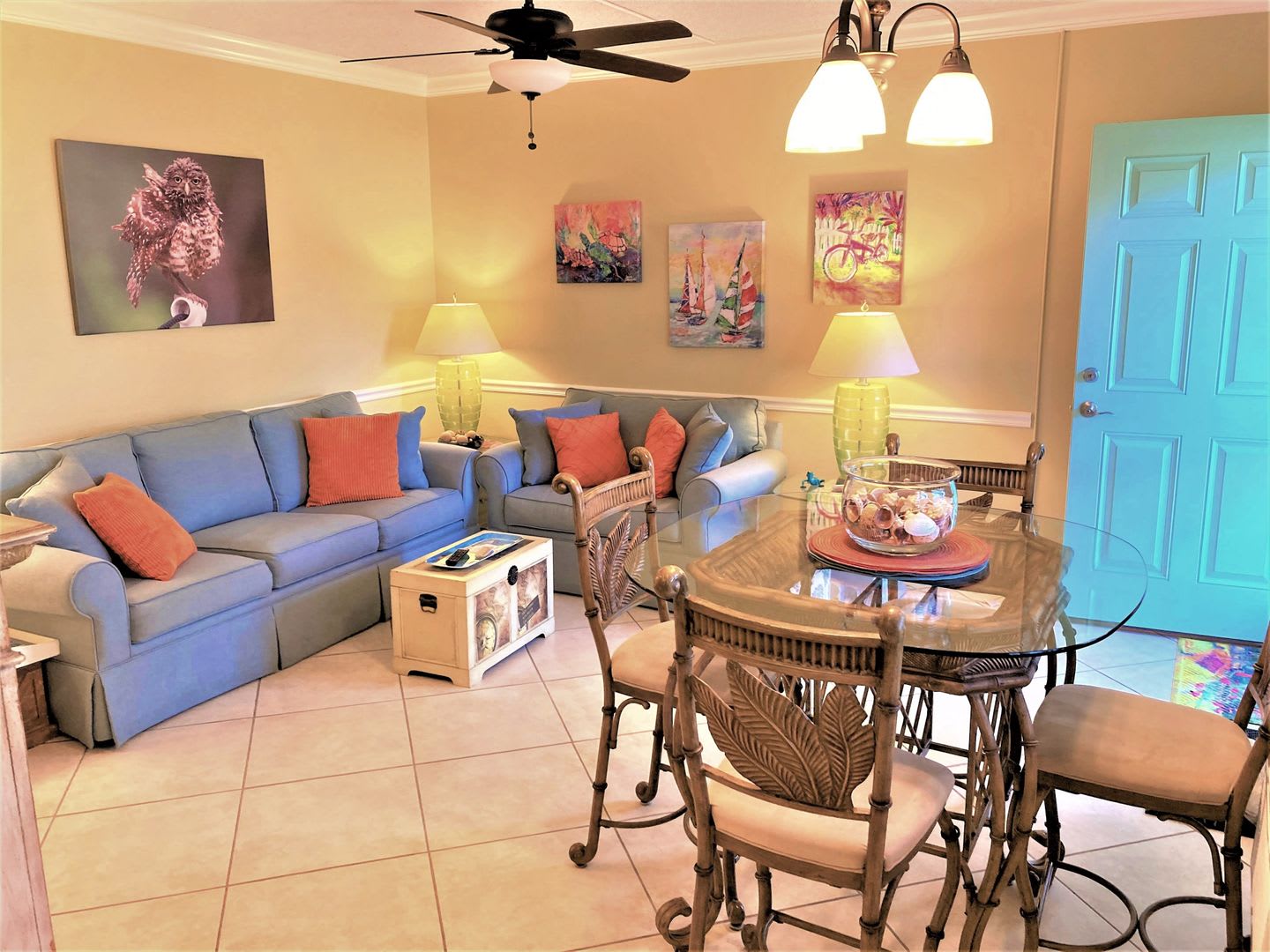 AVAILABLE August 1-2026.....Nice One Bedroom $1,750/month Centrally Located on Marco Island... – photo 1 of 11