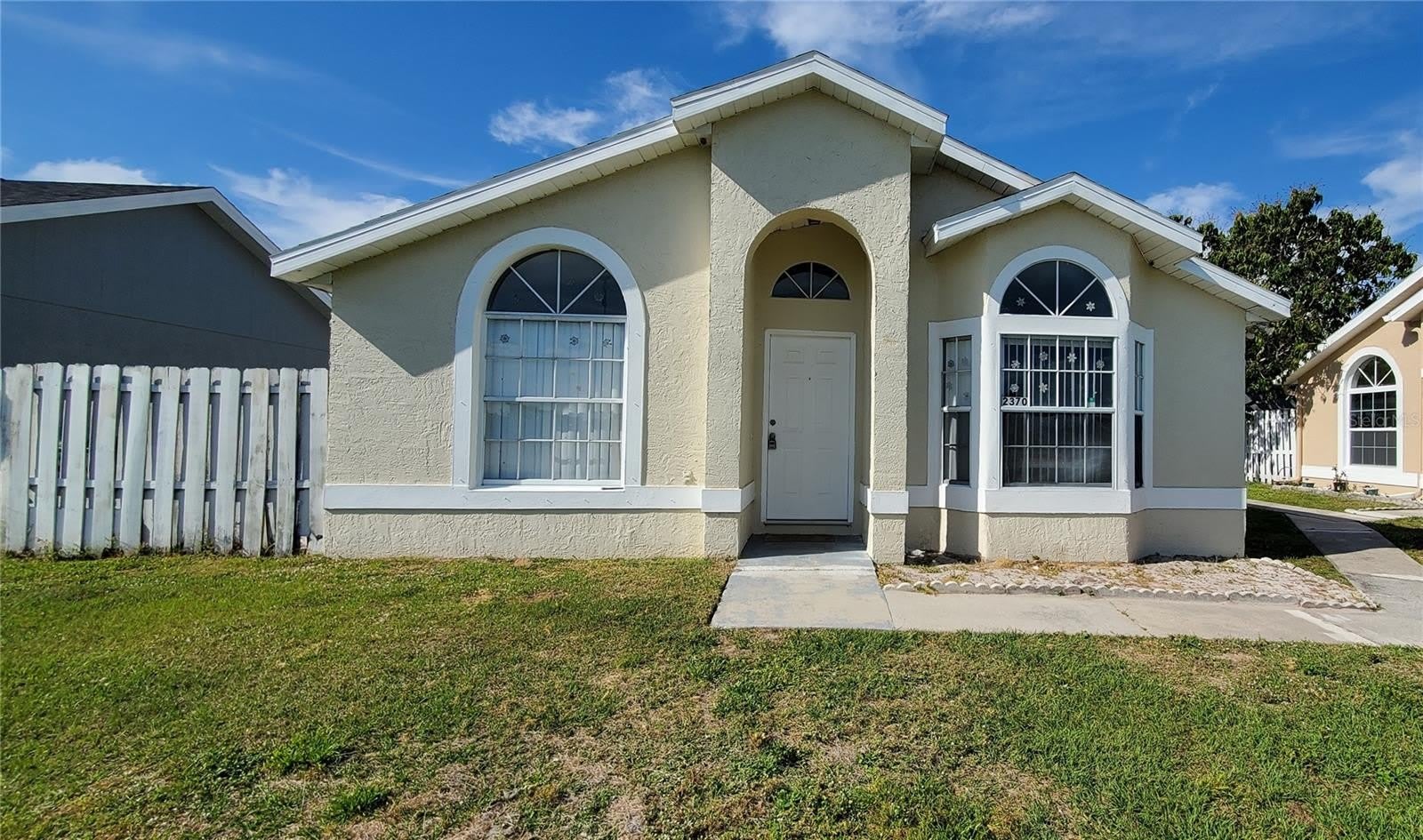 2370 HARBOR TOWN Drive – photo 1