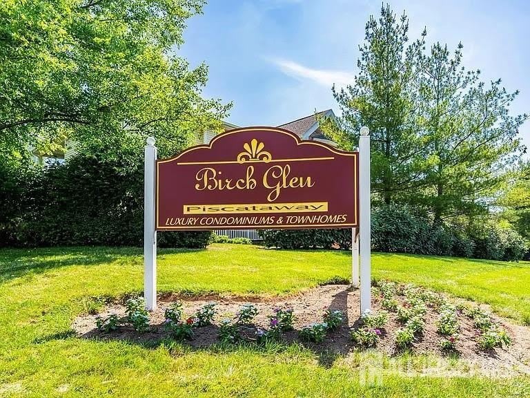 120 Forest Drive – photo 1 of 71