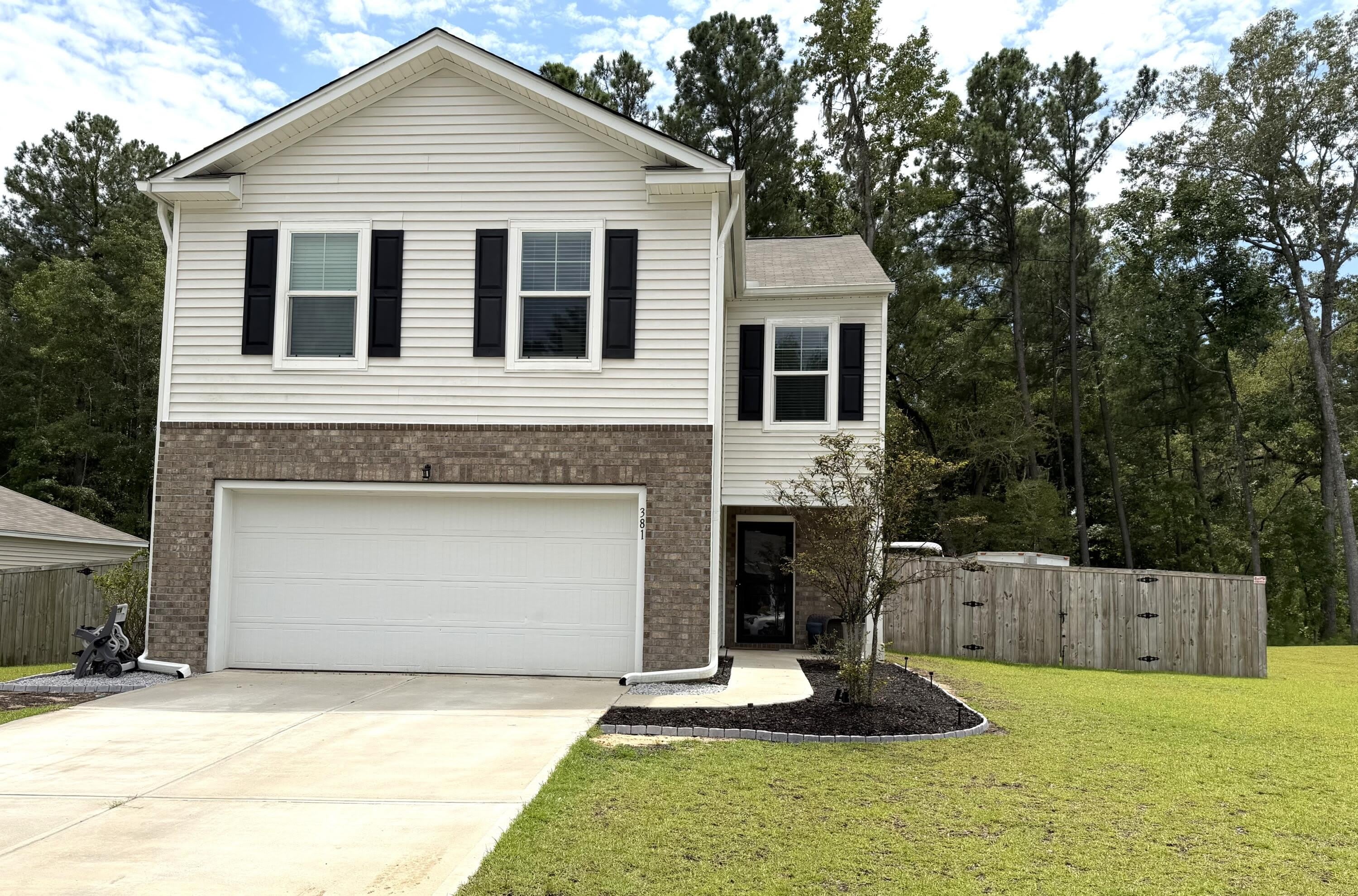 381 Spruce Ivy Street – photo 1 of 24