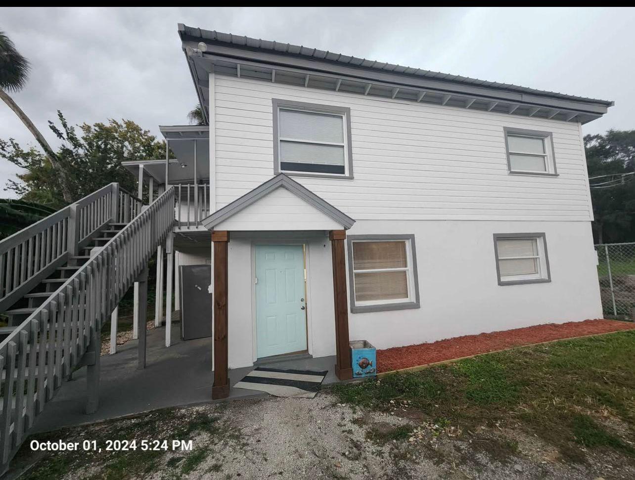 615 Clearlake Road unit B – photo 1 of 11