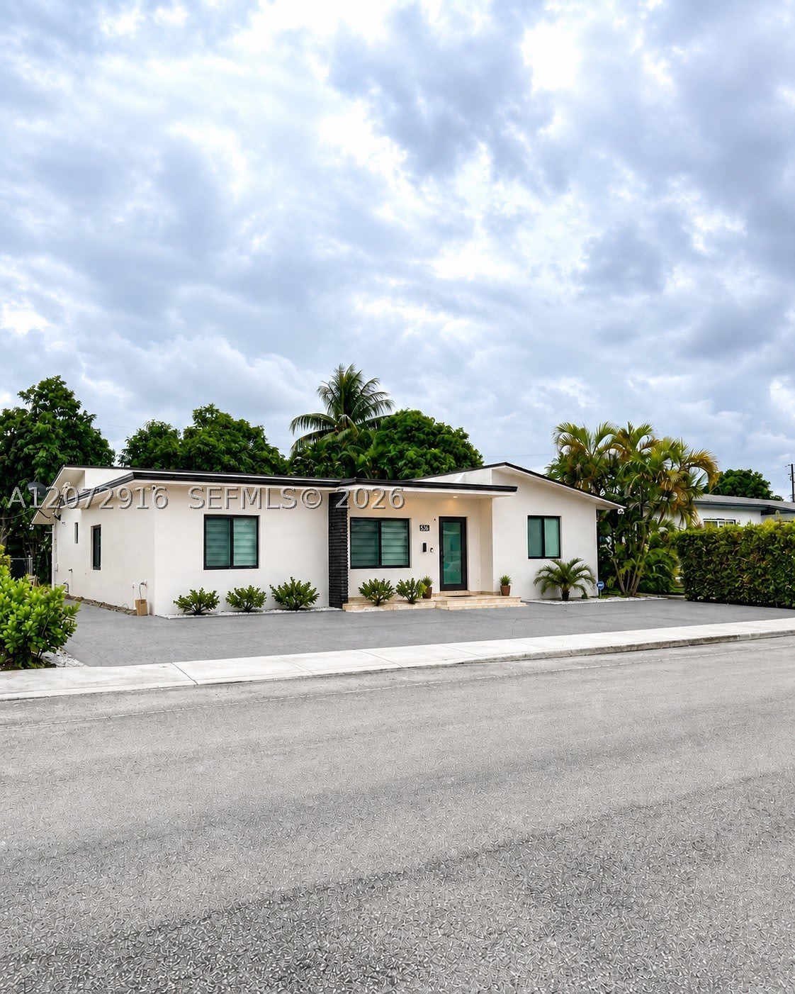 530 E 56th St – photo 1