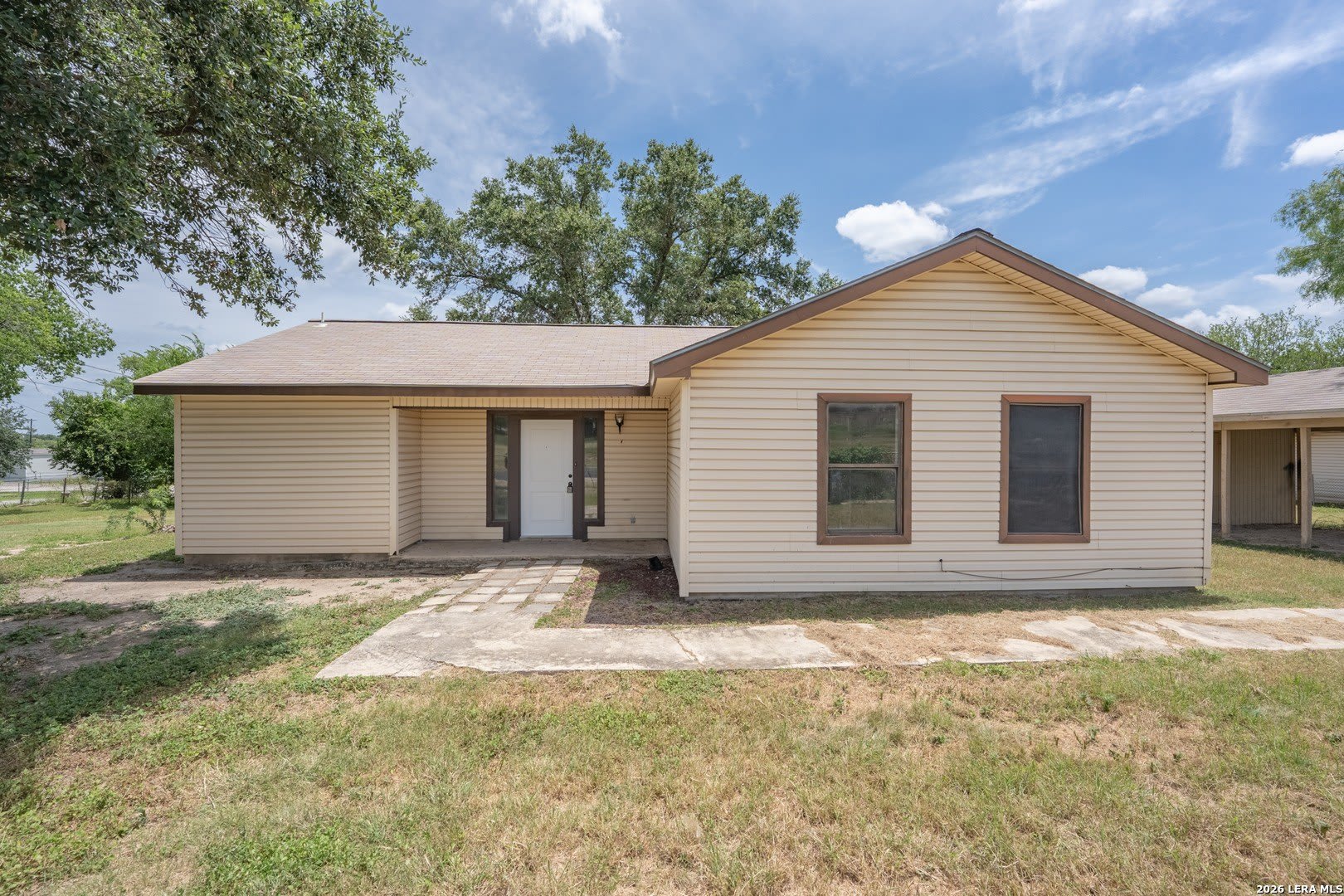 1515 Geneva St – photo 1 of 17