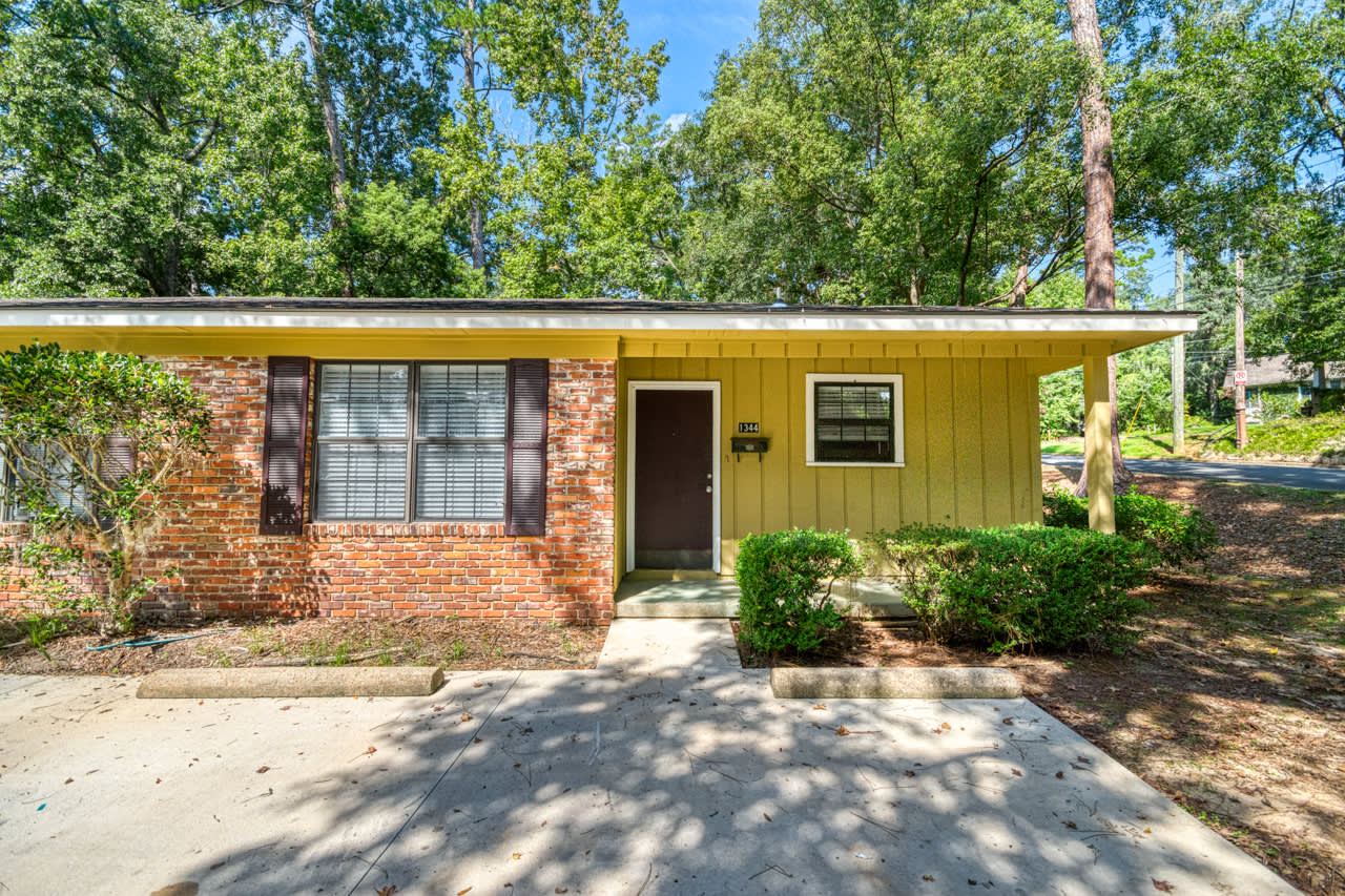 1334 Cherry Street – photo 1