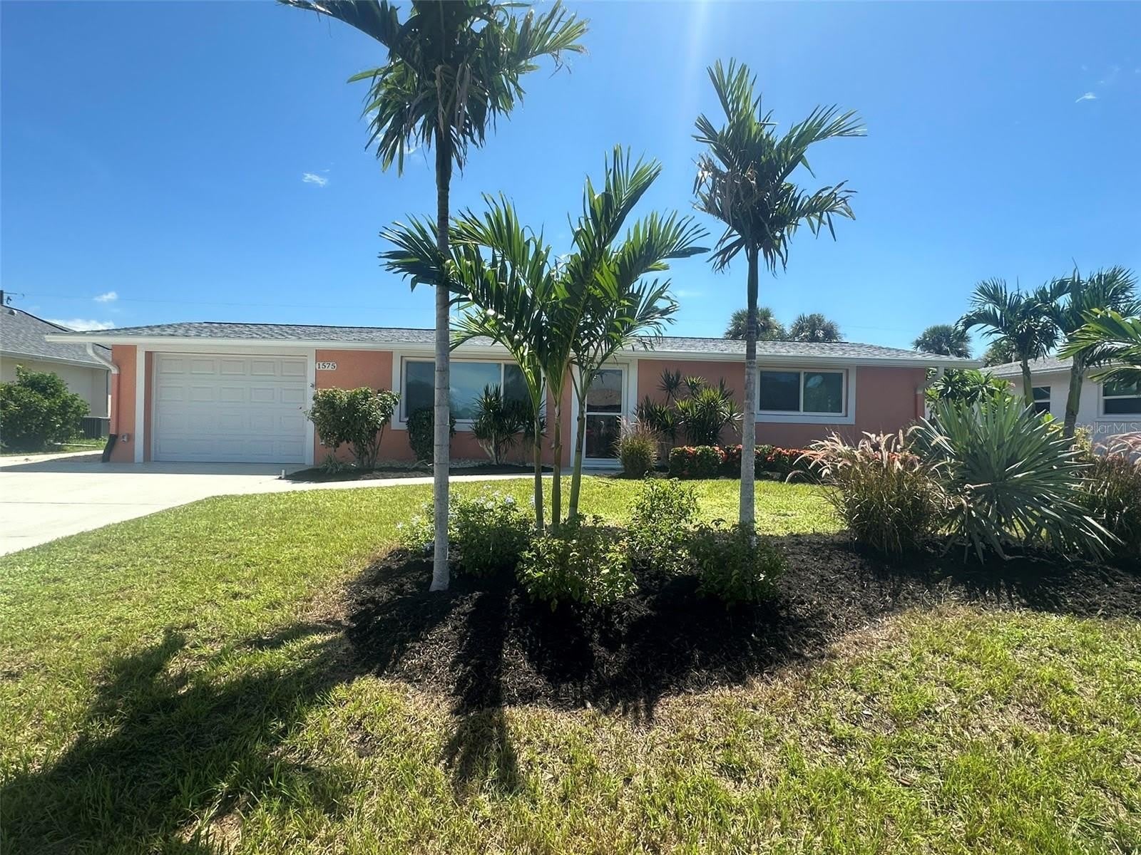 1575 LORALIN Drive – photo 1