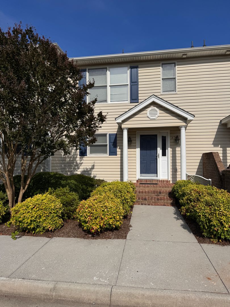3 Bedroom – photo 1 of 42