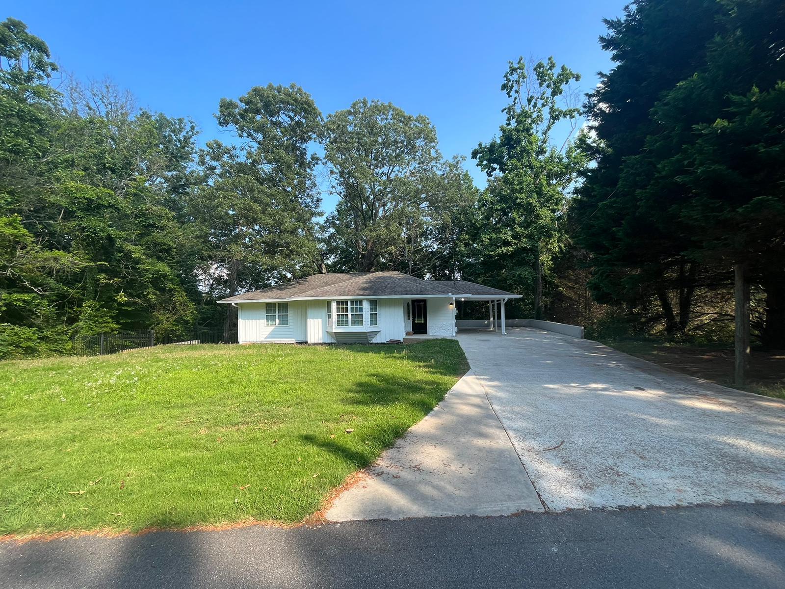 3923 Fraser Circle – photo 1