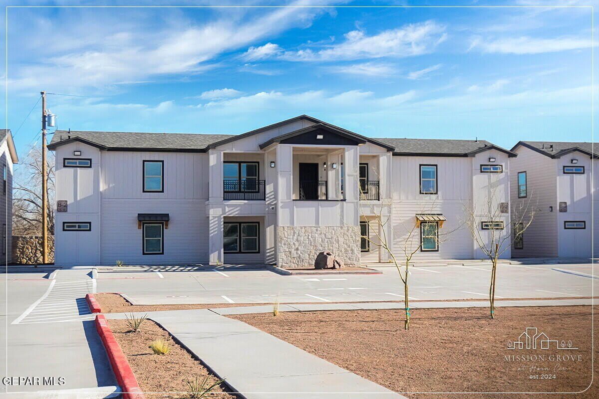 10680 Horn Circle – photo 1 of 8