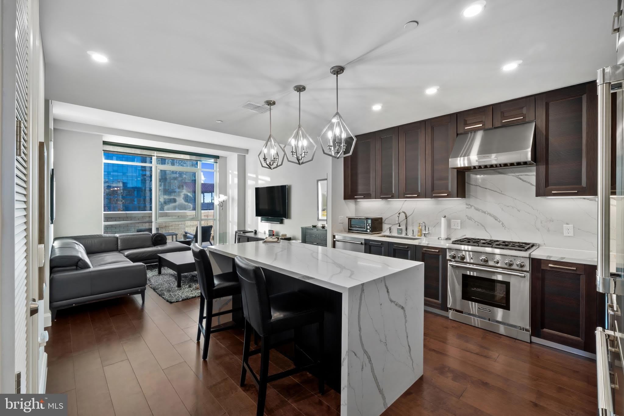 1330 LANCASTER Street – photo 1