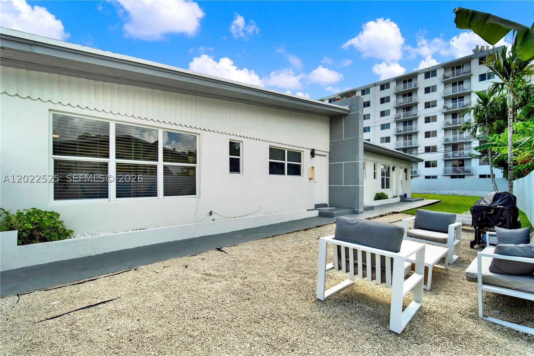 1236 NE 109th St – photo 1