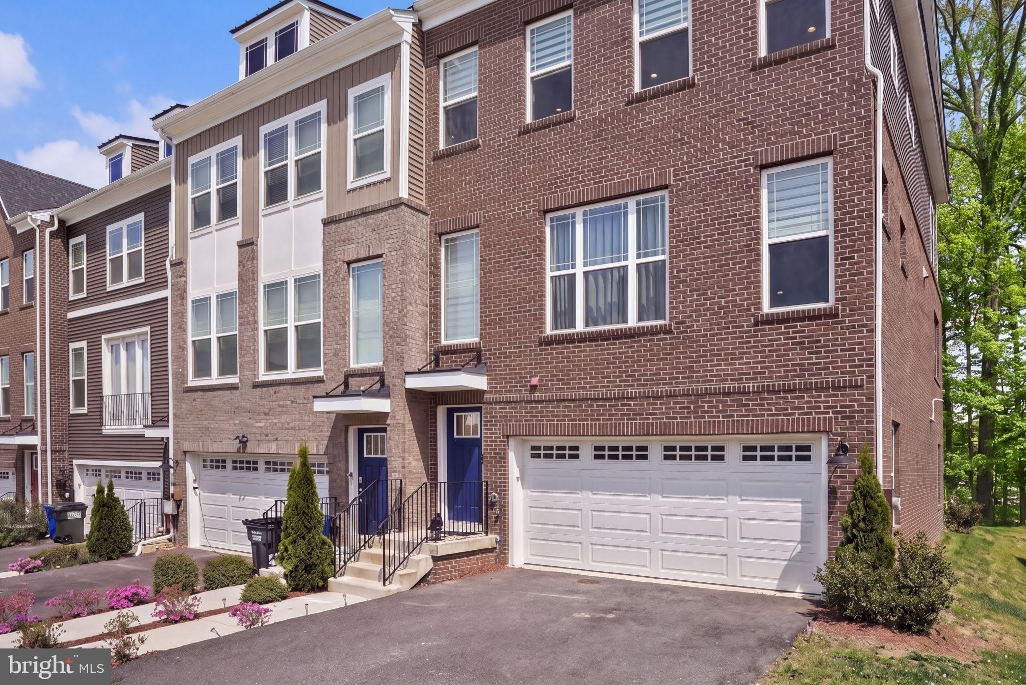 3057 Perthshire Place – photo 1 of 45